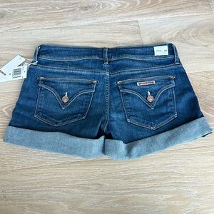 NWT Crowley Mid Thigh Short 26